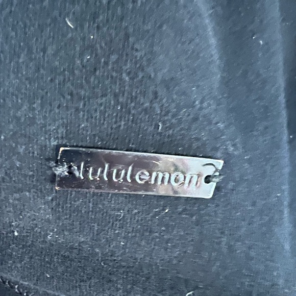 Lululemon Method Wrap Asymmetrical Zip Jacket Black Womens Rare Yoga Size 10 - Picture 10 of 10